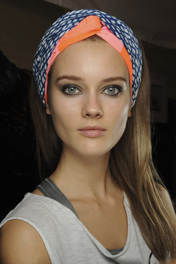 Frisuren Mit Haarband 50er