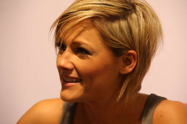 Helene Fischer Frisur Bob Kurz Haare Bilder