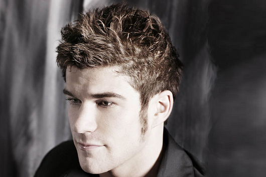 Frisuren Für Dünne Haare Männer Um Mehr Coole Und Sympathische Frau Erscheinen