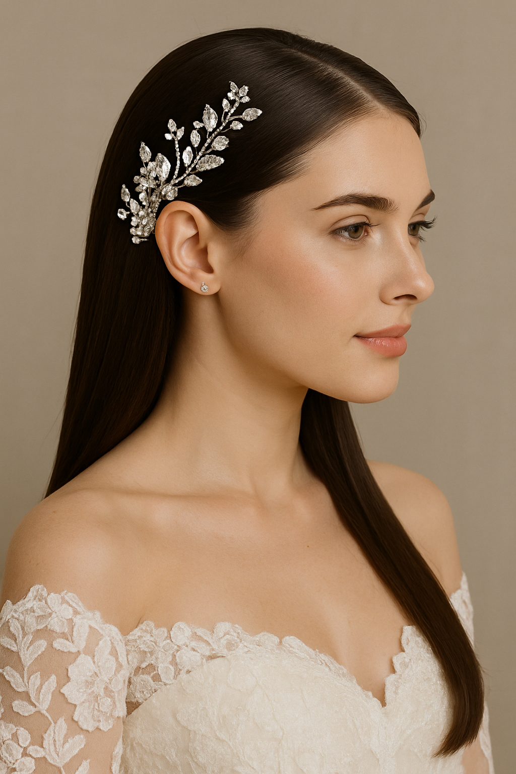 Sleek mit Haarschmuck