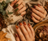 Die 3 schönsten Nageldesign Herbst Farben die 2026 sofort luxuriöser wirken