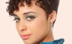 10 Tolle Natürliche Haarfrisuren für kurzes Haar
