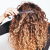 Frisurentrends für dicke lockige Haare: Der ultimative Style-Guide 2023