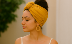 Haartuch binden mit voluminösem Dutt