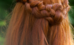 Halboffene Frisuren Der ideale Kompromiss