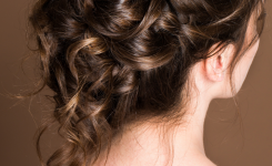Hochzeitsfrisuren, die Sie ausprobieren sollten!