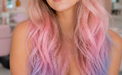 Platz 2 Dip Dye Haare in Pastellfarben für einen soften Trend Look