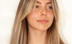 Schritt-für-Schritt-Anleitung So stylen Sie Ihre Curtain Bangs Schritt-für-Schritt-Anleitung So stylen Sie Ihre Curtain Bangs