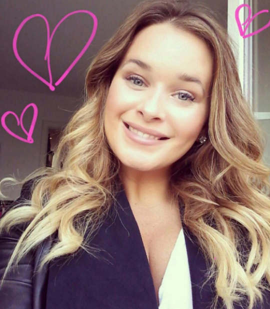 Permalink to Schön mit Star frisuren blond lange haare aktuell bilder