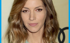 tolle-ideen-frisuren-schmales-gesicht-blond-lange-haare-lassigen-stil-fur-jede-situation-geeignet-fur-diejenigen-die-eine-harte-und-dicke-haare-haben