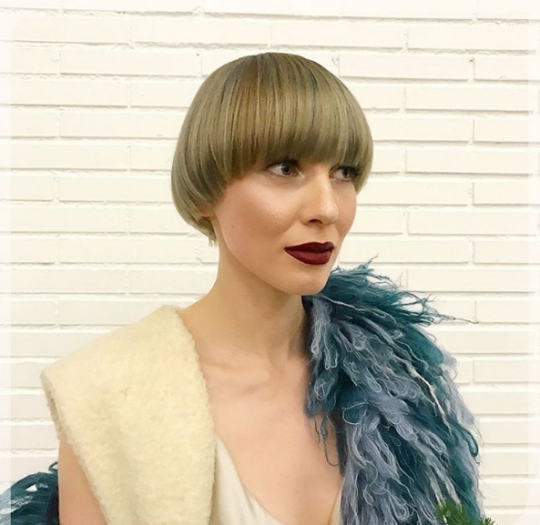 Permalink to Schön Wella frisuren für feines haar mit pony