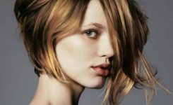 Asymmetrische Frisuren Mittellang