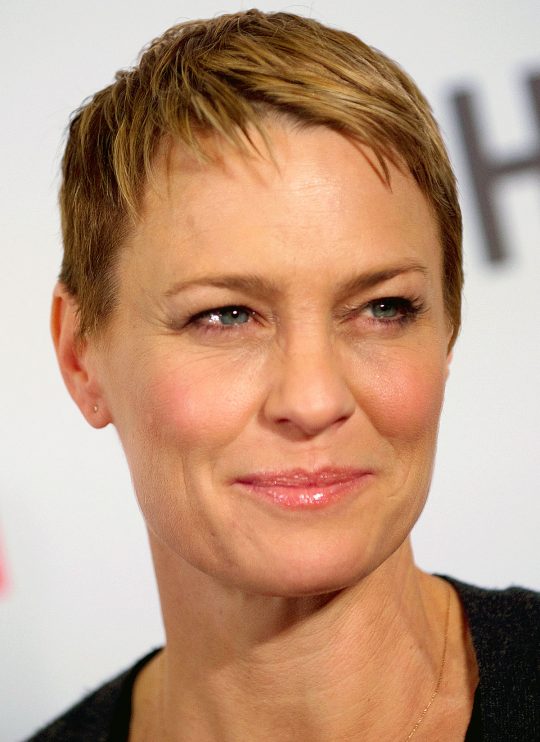 Permalink to Cast Member Robin Wright Arrives At The Premiere Of Netflix’s Television Series “house Of Cards” At Alice Tully Hall In The Lincoln Center In New York City