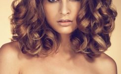 Halblange Frisuren Mit Locken Halblange Frisuren Mit Locken